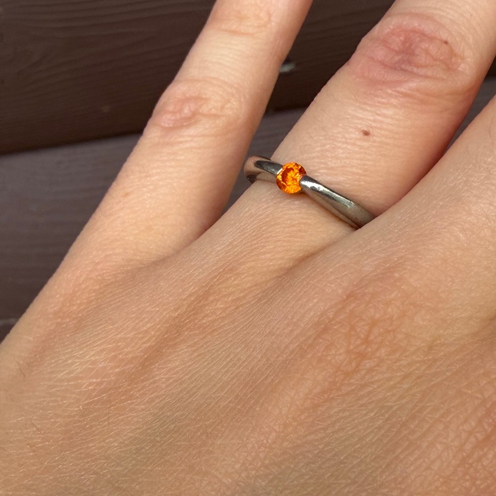 Solitaire Ring Womens Size 6.75 Silver Tone Orange Stone Minimalist Modern